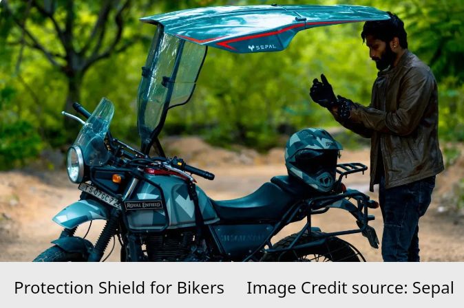 इस गैजेट से बाइक पर आएगा कार जैसा फील, धूप और बारिश से भी रहेंगे दूर